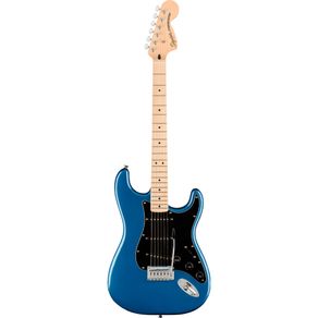 Guitarra Stratocaster Fender Squier Affinity Lake Placid Blue 030372